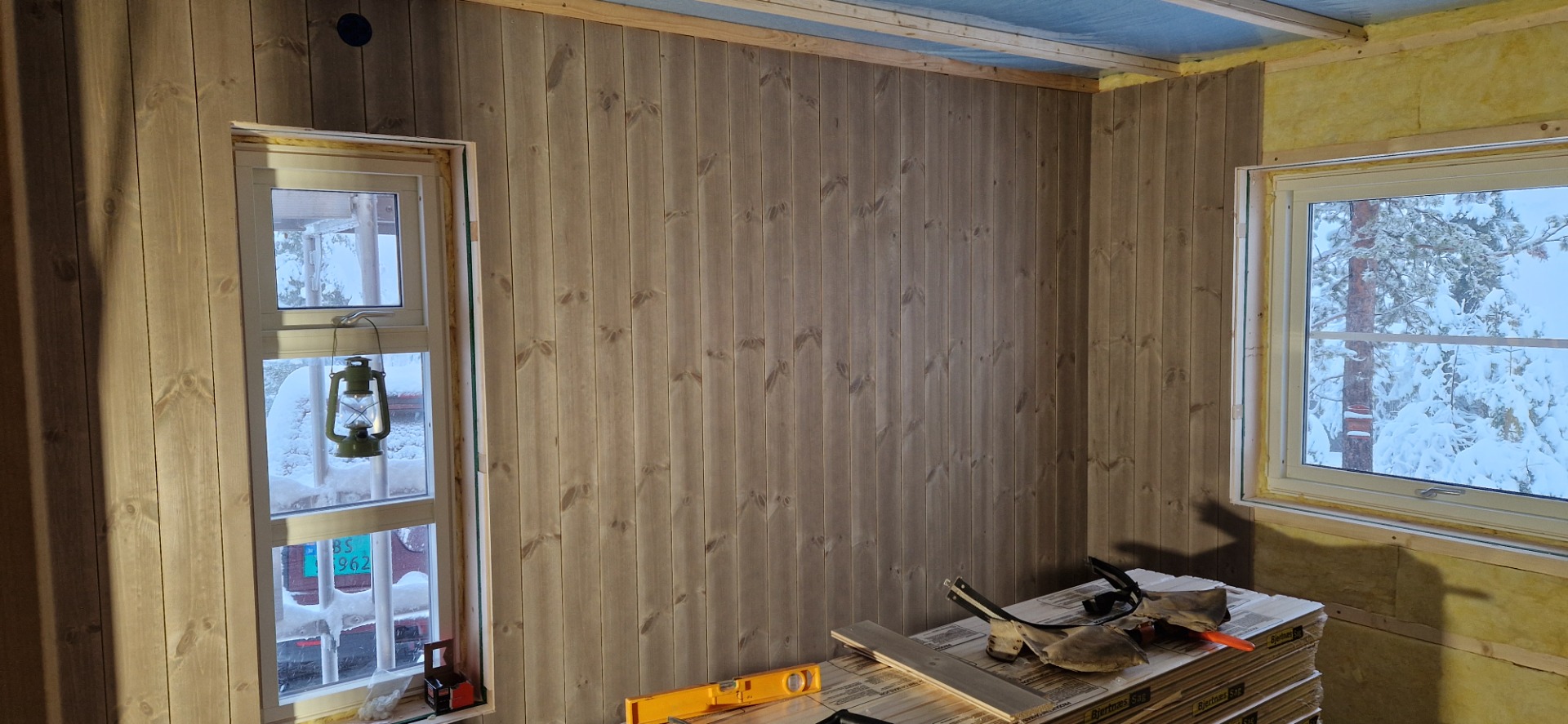 Soverommet går fra gult til lys brunt