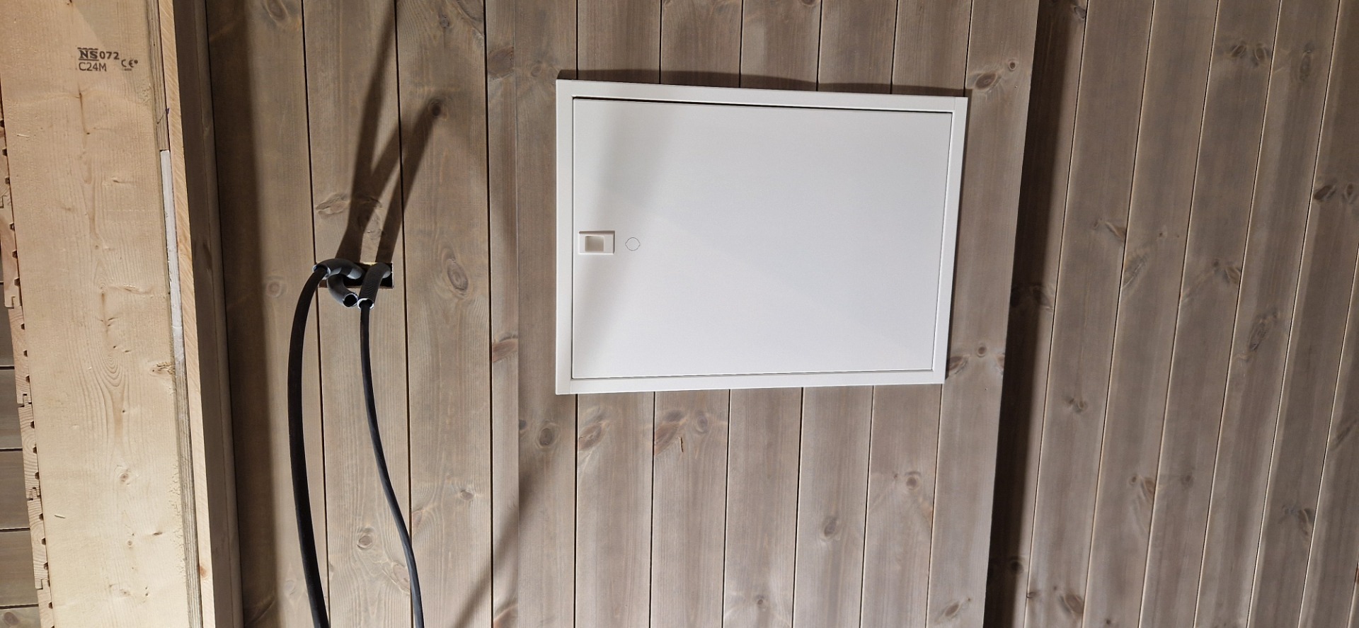 Sikringsskapet er kledd inn